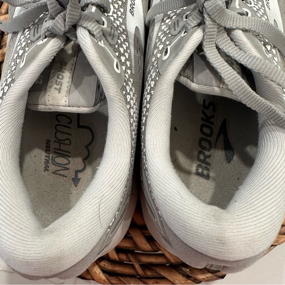 Brooks Ghost 14 Running Shoes, Grey, Women's 8 - Picture 5 of 10